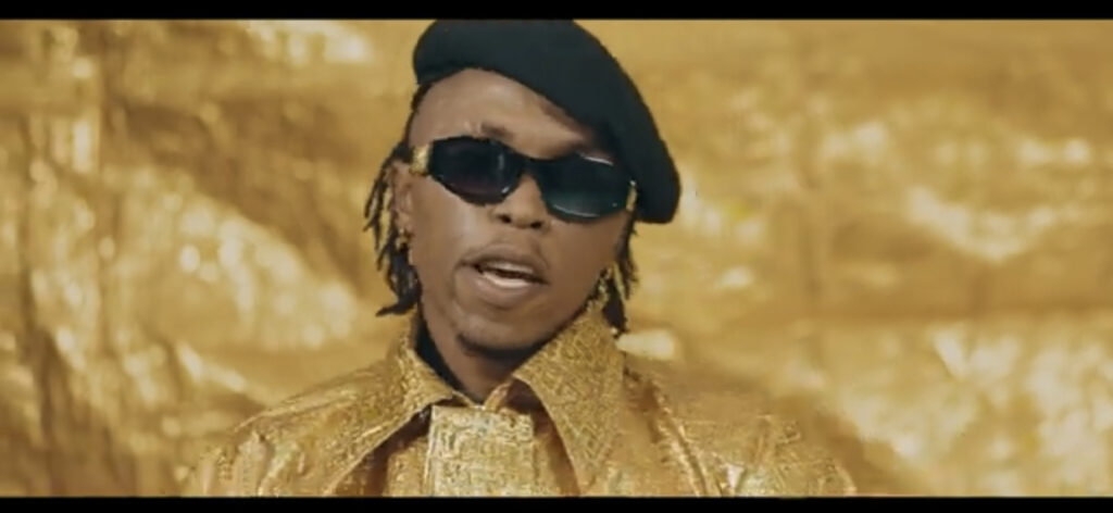 Ans-T Crazy: « Ce nouveau clip est l’œuvre d’un goumin doré »