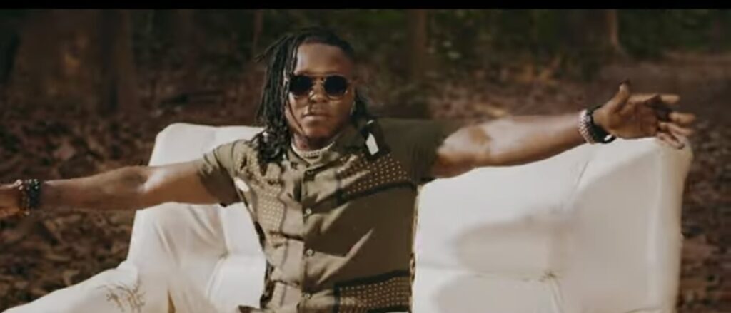 JR224 de 224Nation balance son premier clip vidéo en solo