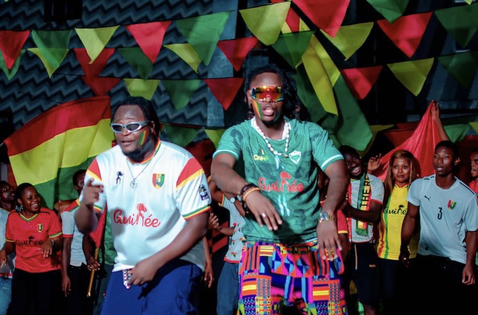Lil Saako et Thiird commencent la fête avec le clip ‘’Syli Gbingbin So’’