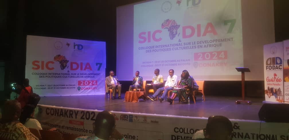 Le colloque international sur le développement des politiques culturelles en Afrique se poursuit à Conakry