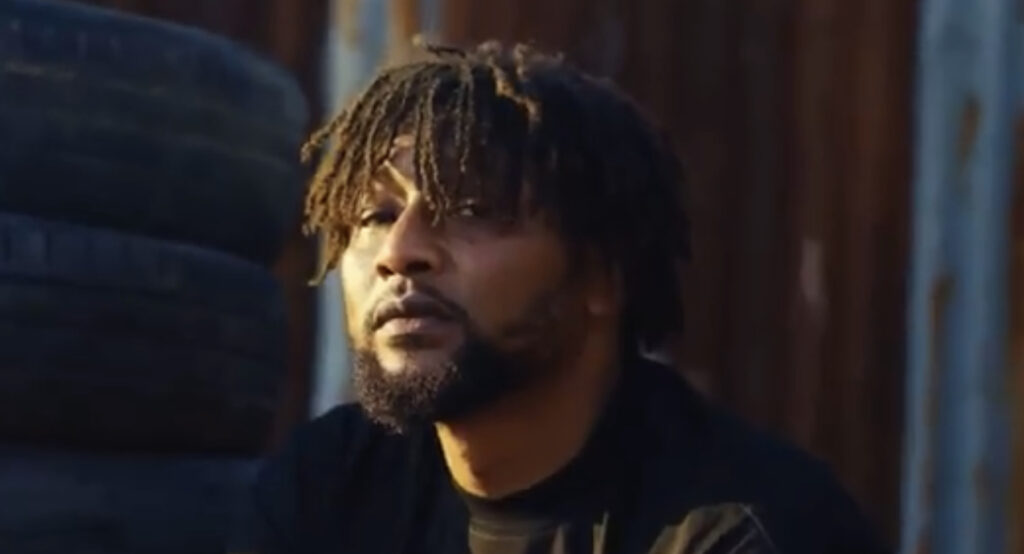 ‘’Comme une rebelle’’un autre extrait de l’album, ‘’Jour de paix’’ de Djanii Alfa