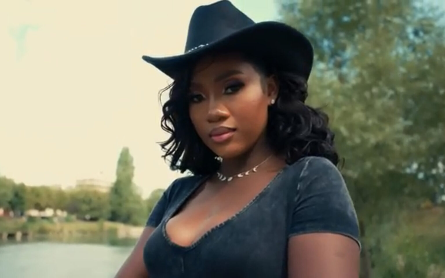 ‘’N’tondi’’: le dernier single de Bébé Baya
