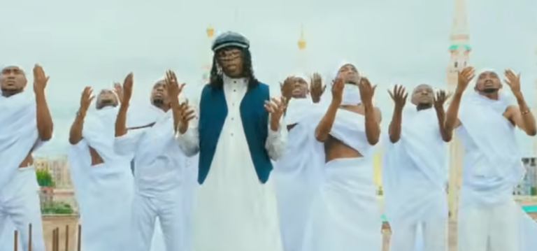 Ans-T Crazy revient avec « Papa God », une prière urbaine pour la réussite