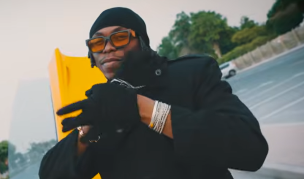 Ans-T Crazy revient avec « À Gauche » : rythme, danse et message